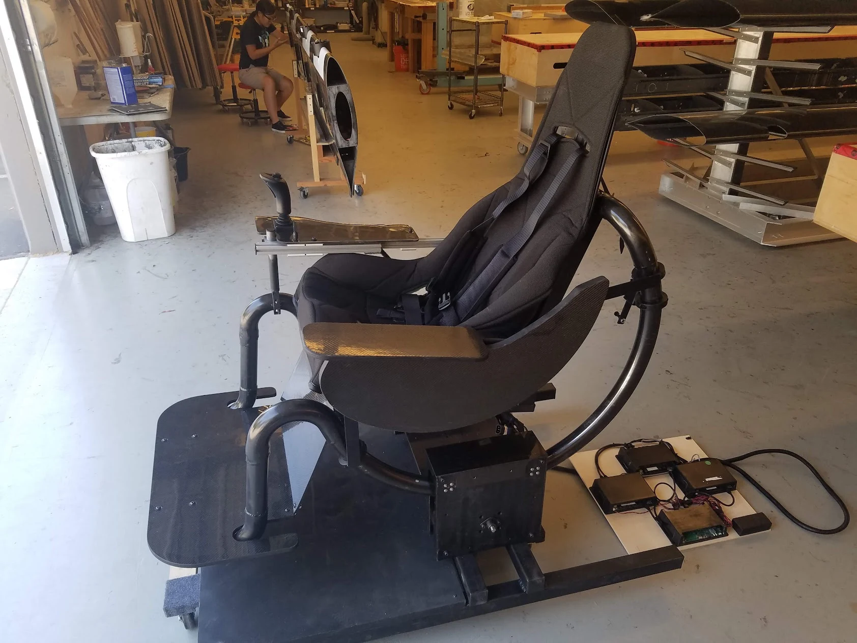 V2 Pivotal Helix Motion Simulator